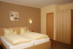 Zimmerbild1 Zimmerbild1